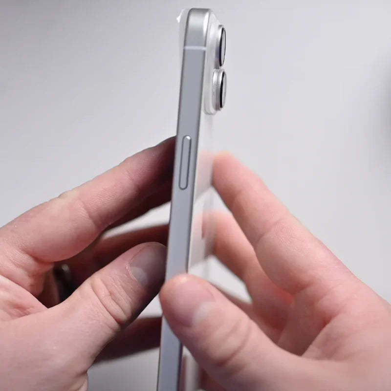 Apple iPhone 15 A3092 6GB RAM 128GB ROM iOS 17 6.1'' Super Retina XDR OLED Display IP68 Dust/water Resistant Dual SIM